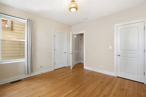 Tiny photo for 1443 W Victoria Street #1F, Chicago, IL 60660 (MLS # 12638124)