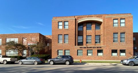 366 Bluff City Boulevard Elgin IL 60120