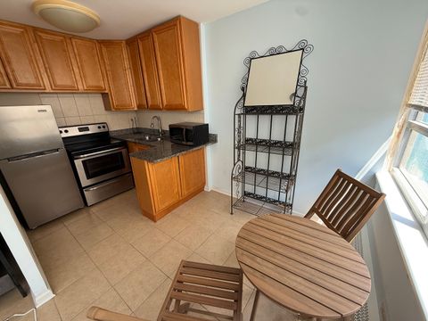 Tiny photo for 6171 N Sheridan Road #2108, Chicago, IL 60660 (MLS # 12645563)