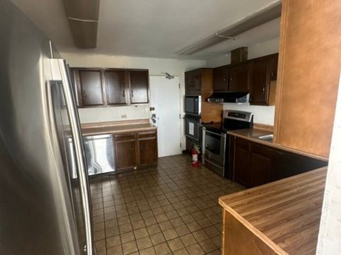 Tiny photo for 6171 N Sheridan Road #2108, Chicago, IL 60660 (MLS # 12645563)