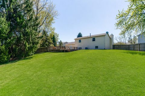 Tiny photo for 425 Somerset Court, Algonquin, IL 60102 (MLS # 12627843)