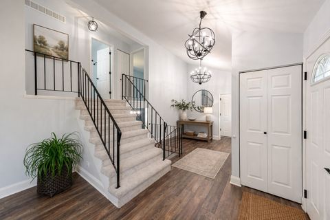 Tiny photo for 425 Somerset Court, Algonquin, IL 60102 (MLS # 12627843)