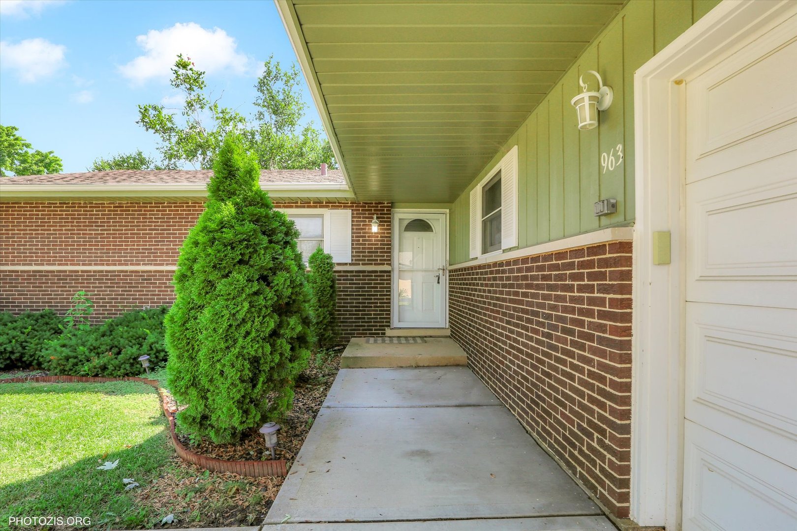 963 Garden Lane