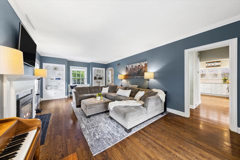 Tiny photo for 209 S Grace Avenue, Elmhurst, IL 60126 (MLS # 12687476)