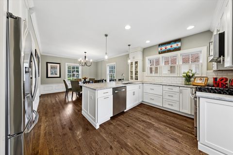 Tiny photo for 209 S Grace Avenue, Elmhurst, IL 60126 (MLS # 12687476)