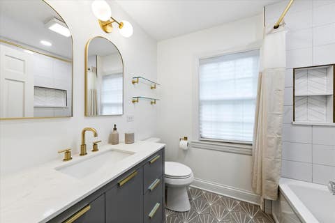 Tiny photo for 209 S Grace Avenue, Elmhurst, IL 60126 (MLS # 12687476)