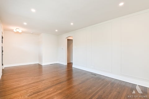 Tiny photo for 10455 S Whipple Street, Chicago, IL 60655 (MLS # 12655163)