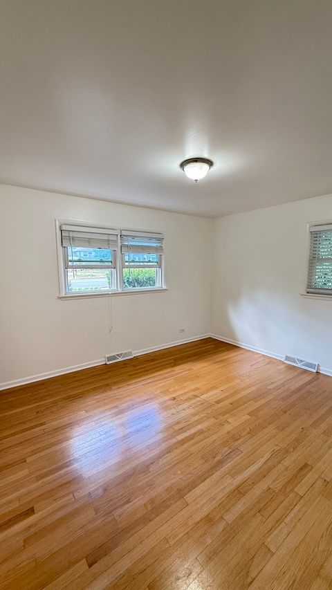 Tiny photo for 511 S Cass Avenue, Westmont, IL 60559 (MLS # 12489406)