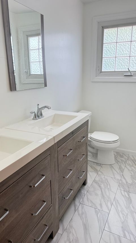 Tiny photo for 511 S Cass Avenue, Westmont, IL 60559 (MLS # 12489406)