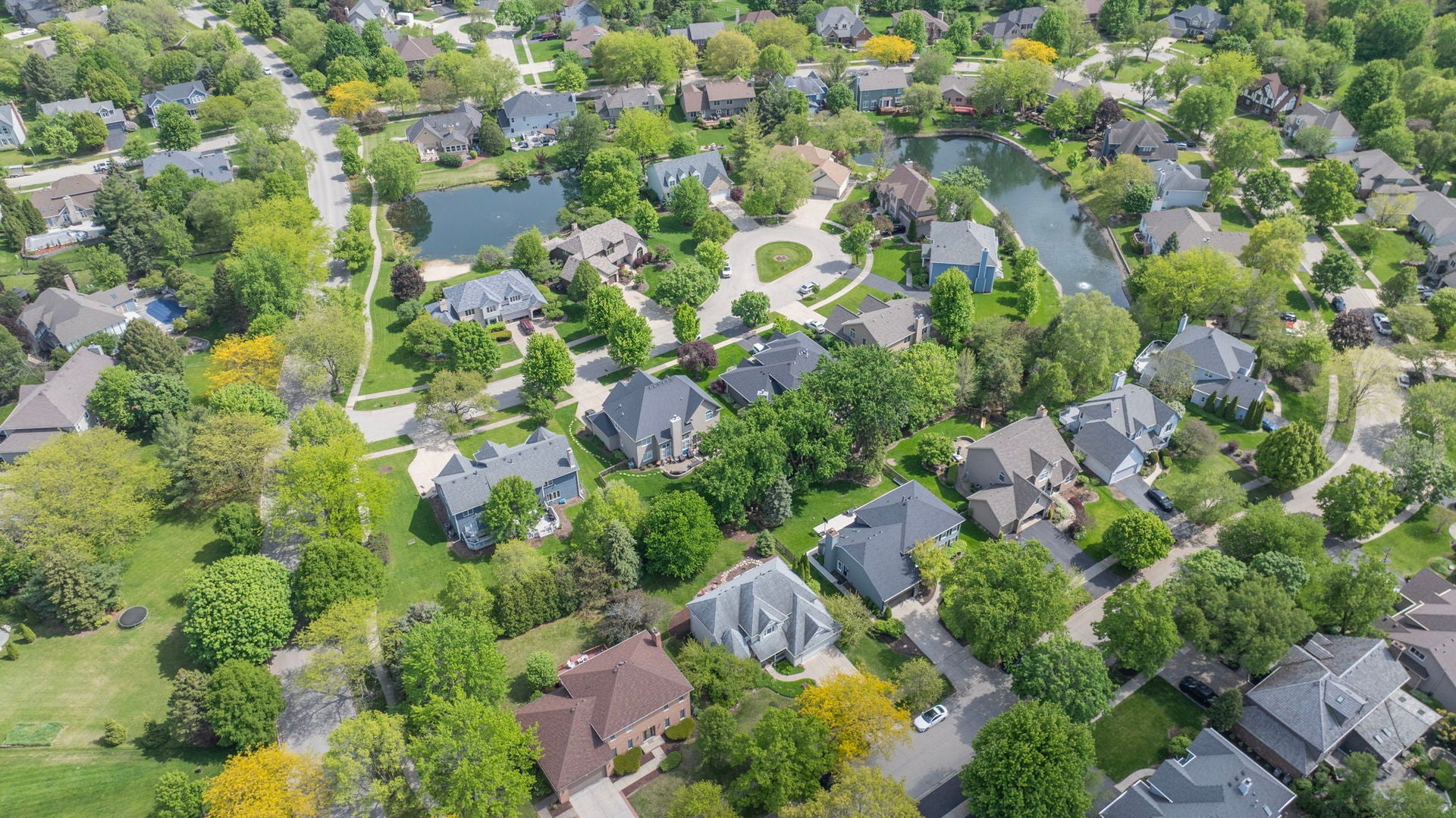 496 Waubonsee Circle