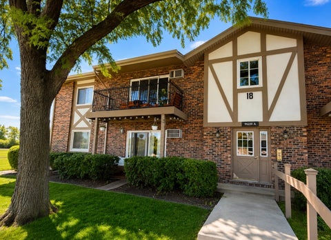 Photo of 9S220 S Frontage Road #101, Willowbrook, IL 60527 (MLS # 12669088)