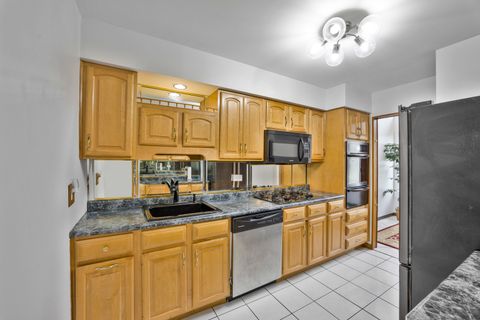 Tiny photo for 19213 Center Avenue, Homewood, IL 60430 (MLS # 12620401)