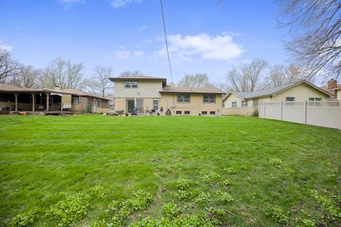 Tiny photo for 19213 Center Avenue, Homewood, IL 60430 (MLS # 12620401)