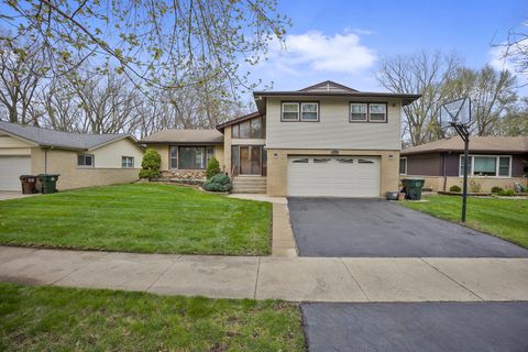 Tiny photo for 19213 Center Avenue, Homewood, IL 60430 (MLS # 12620401)