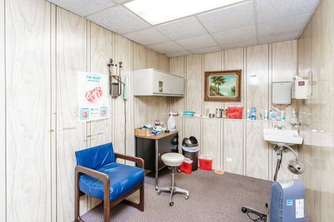 Tiny photo for 6832 Cermak Road, Berwyn, IL 60402 (MLS # 12503686)