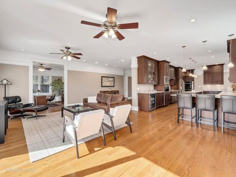 Tiny photo for 333 Kenmore Avenue, Elmhurst, IL 60126 (MLS # 12626791)