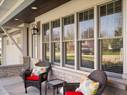 Tiny photo for 333 Kenmore Avenue, Elmhurst, IL 60126 (MLS # 12626791)