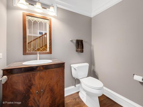 Tiny photo for 333 Kenmore Avenue, Elmhurst, IL 60126 (MLS # 12626791)