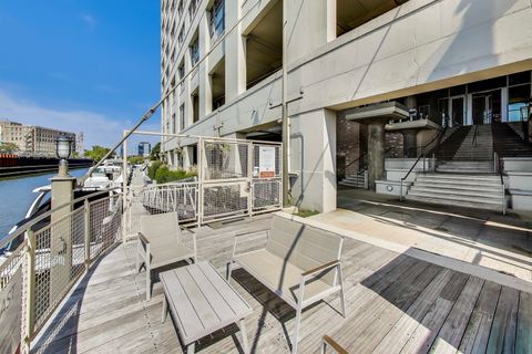 Tiny photo for 900 N Kingsbury Street #1025, Chicago, IL 60610 (MLS # 12496974)