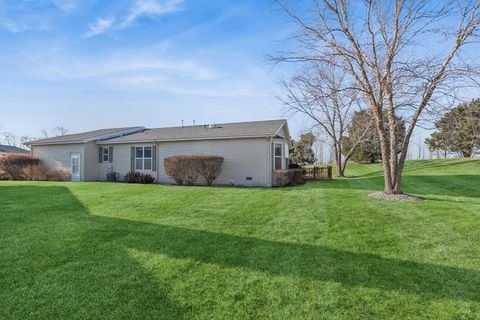 Tiny photo for 3840 Fox Hunt Way, Grayslake, IL 60030 (MLS # 12601159)