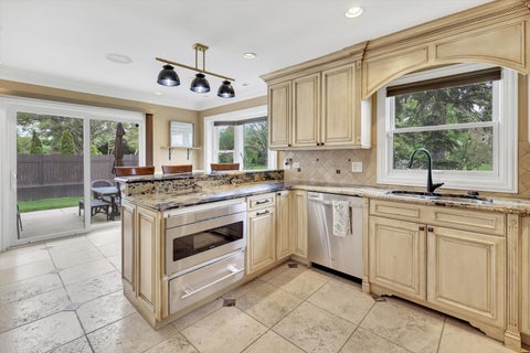 Tiny photo for 7 Sorrel Court, Lemont, IL 60439 (MLS # 12640178)