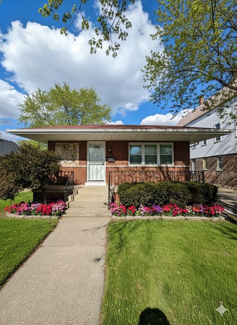 Photo of 340 155th Place, Calumet City, IL 60409 (MLS # 12556885)