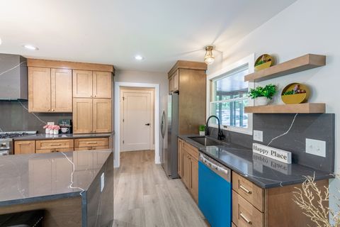 Tiny photo for 37W985 Binnie Road, Dundee, IL 60118 (MLS # 12450197)