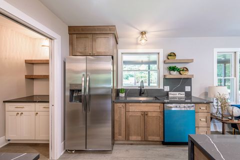 Tiny photo for 37W985 Binnie Road, Dundee, IL 60118 (MLS # 12450197)