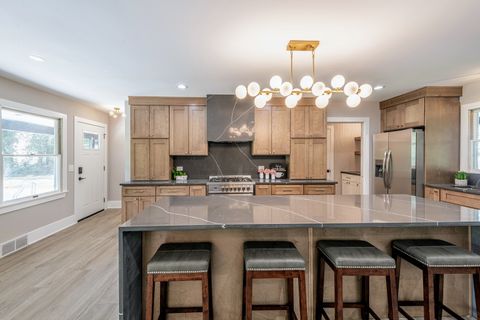 Tiny photo for 37W985 Binnie Road, Dundee, IL 60118 (MLS # 12450197)