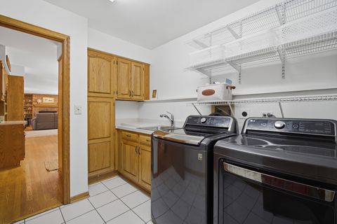 Tiny photo for 1300 Somerset Avenue, Deerfield, IL 60015 (MLS # 12619639)