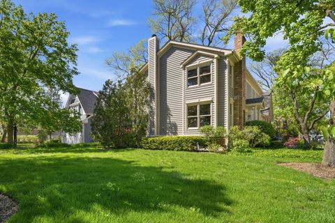 Tiny photo for 1300 Somerset Avenue, Deerfield, IL 60015 (MLS # 12619639)