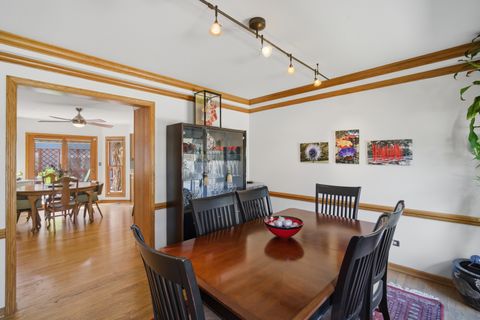 Tiny photo for 1300 Somerset Avenue, Deerfield, IL 60015 (MLS # 12619639)