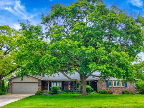 Single Family Residence in Gurnee IL 1059 Branch Road.jpg