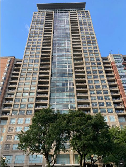 250 E PEARSON Street 2504 Chicago IL 60611