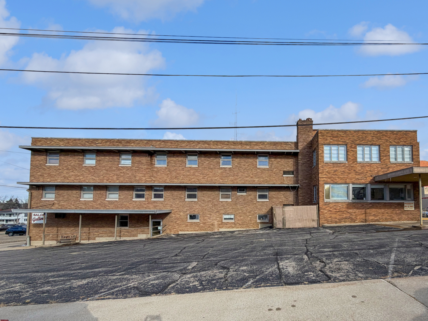 222 W Exchange Street