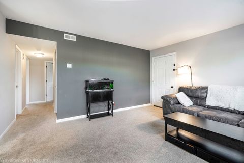 Tiny photo for 145 ANN Court #A, Bartlett, IL 60103 (MLS # 12514893)