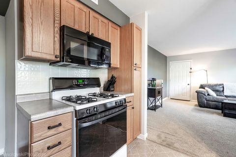 Tiny photo for 145 ANN Court #A, Bartlett, IL 60103 (MLS # 12514893)