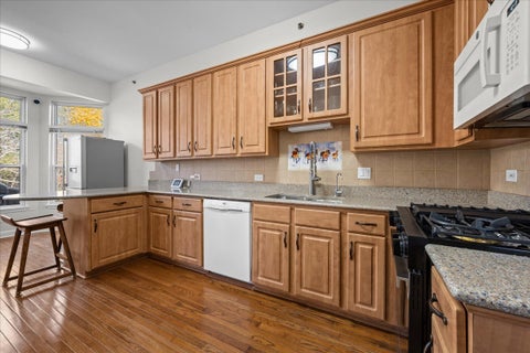 Tiny photo for 240 Prairie View Lane, Wheeling, IL 60090 (MLS # 12797970)