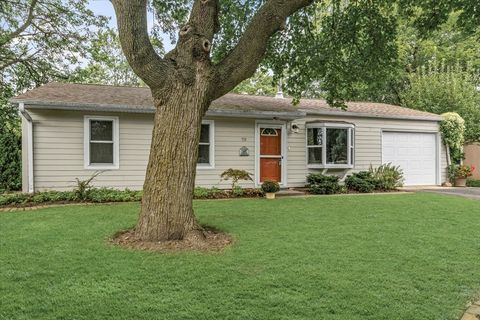 Photo of 718 Russet Lane, Streamwood, IL 60107 (MLS # 12465803)