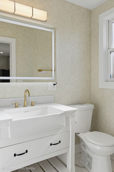 Tiny photo for 3002 Wesley Avenue, Berwyn, IL 60402 (MLS # 12555832)