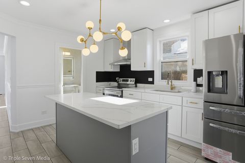 Tiny photo for 3002 Wesley Avenue, Berwyn, IL 60402 (MLS # 12555832)