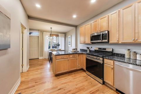 Tiny photo for 2631 N Ashland Avenue #1, Chicago, IL 60614 (MLS # 12431771)