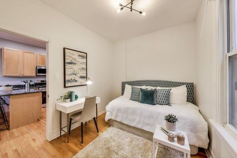 Tiny photo for 2631 N Ashland Avenue #1, Chicago, IL 60614 (MLS # 12431771)