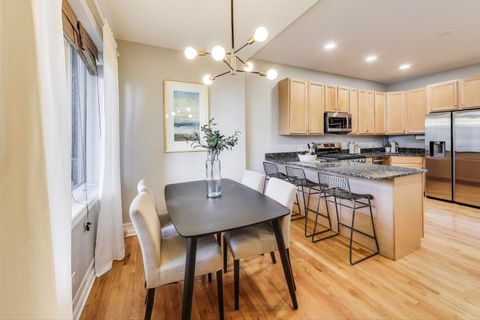 Tiny photo for 2631 N Ashland Avenue #1, Chicago, IL 60614 (MLS # 12431771)