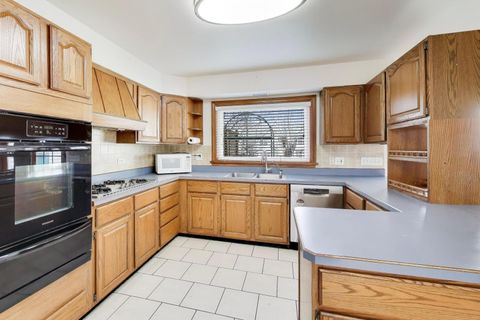 Tiny photo for 23576 N MELODY Lane, Lake Zurich, IL 60047 (MLS # 12572057)