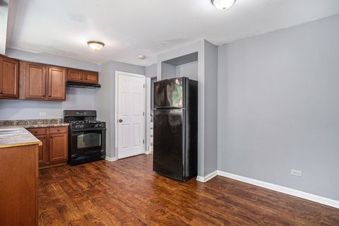 Tiny photo for 13947 S Saginaw Avenue, Burnham, IL 60633 (MLS # 12420580)