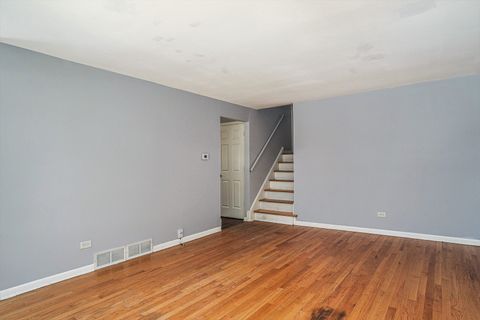 Tiny photo for 13947 S Saginaw Avenue, Burnham, IL 60633 (MLS # 12420580)