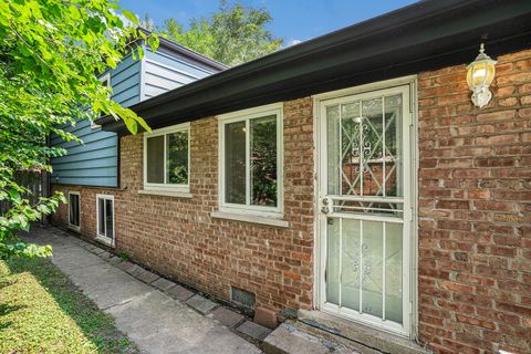 Tiny photo for 13947 S Saginaw Avenue, Burnham, IL 60633 (MLS # 12420580)