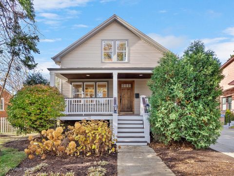 Photo of Westmont, IL 60559 (MLS # 12499612)