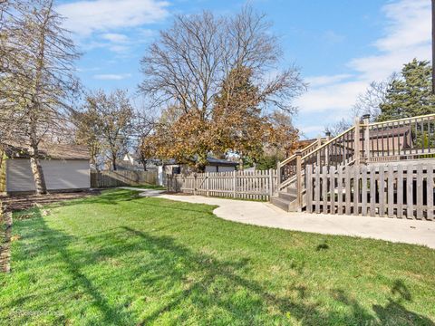 Tiny photo for Westmont, IL 60559 (MLS # 12499612)